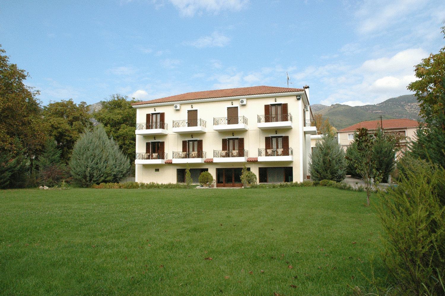 Aroanios Hotel Клитория Экстерьер фото