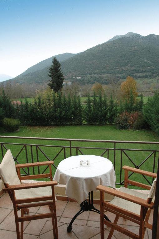 Aroanios Hotel Клитория Экстерьер фото